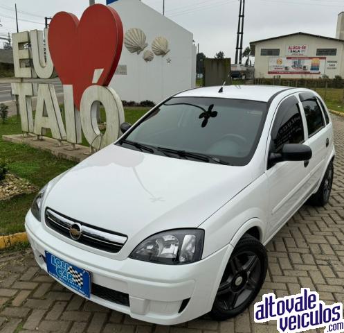 Corsa Hatch 1.4 Maxx