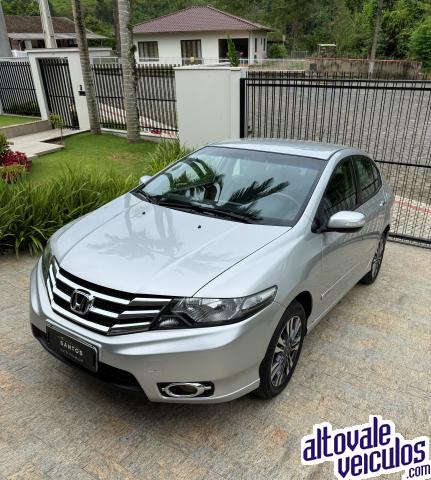 Honda City EX 1.5 Automtico 2013